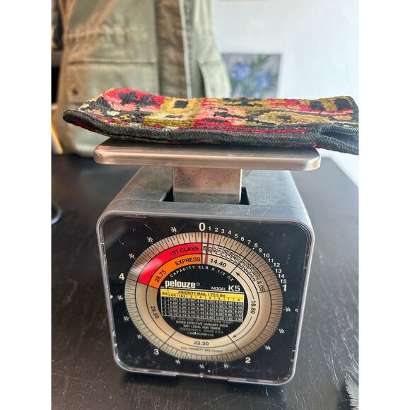 Vintage soft fabric tapestry- glasses case- retro- some wear MCM - red black - Picture 6 of 7